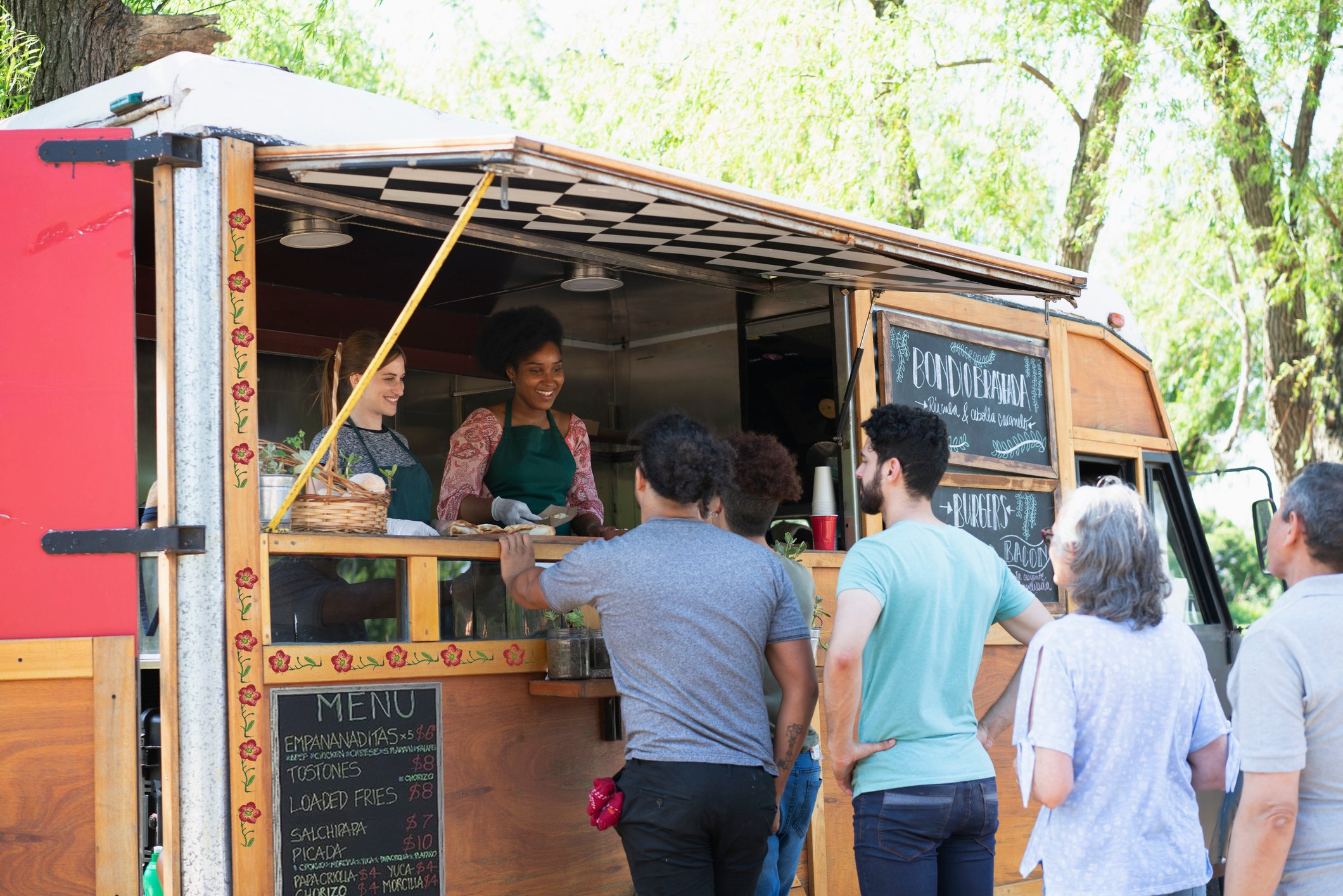 Ultimate Guide To Food Truck Marketing Ideas 